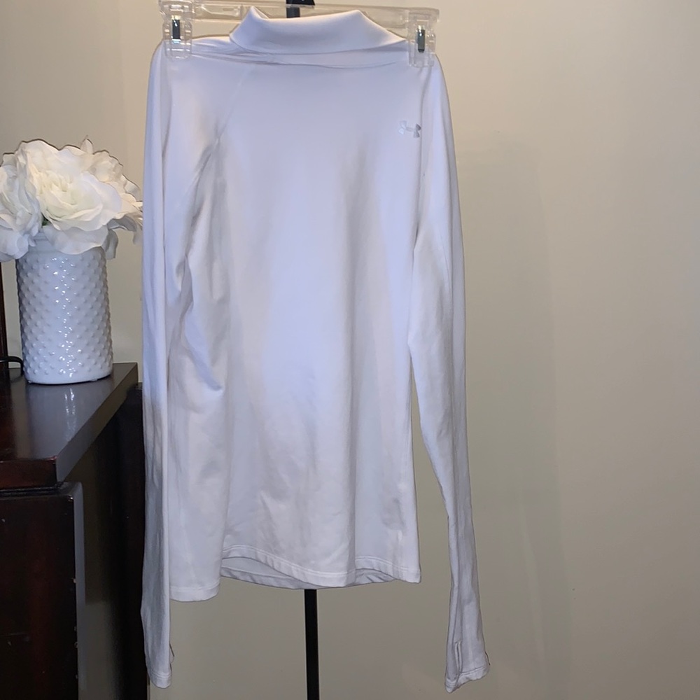 White cold gear under armour long sleeve